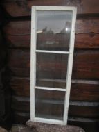 Gammelt 3 delt vindu, ca 43*134 cm stort. Alle glass er feilfri. . 