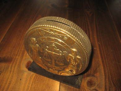 Meget pen sparebørse frfa DNC dette er spatrebørse med motiv LIBRA og er nr 4