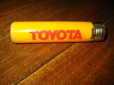 TOYOTA. 