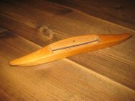 Pen vevskyttel fra 30-40 tallet, ca 30 cm lang. 