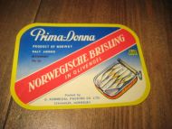 PRIMA DONNA