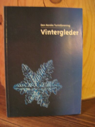 1999 ÅRBOK FRA DEN NORSKE TURISTFORENING Vintergleder