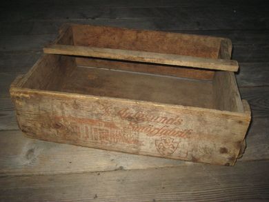 Trekasse med hank merka Aalesunds Smørfabrik Ca 50*36 cm stor ca 16 cm høg 50 tallet
