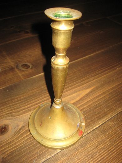 Elde ? Lysestake i messing ca 20 cm høg