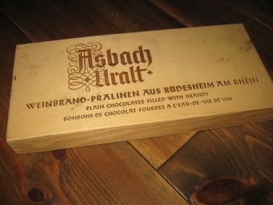 Pen finereske ca 28*12 cm stor 3 cm høg pen til så mangt