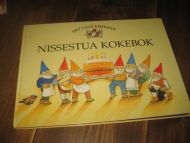 NISSESTUA KOKEBOK. 