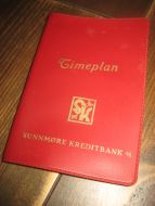 Plastomslag, TIMEPLAN, fra SUNNMØRE KREDITBANK. Uten timeplan inni.