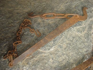 Gammel men pen heimesmidd BJØNN fra slutten på 1800 tallet Ca 58 cm lang Merka OSRA