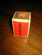 MARCHAL 82B? Resten er utydleg men en pen pære