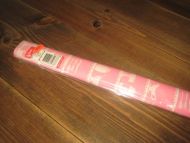 Rull med HYLLEPAPIR 5 meter 60 cm brei 80-90 tallet Dette er rull nr A6 Rosa