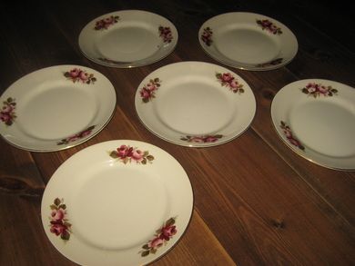 Egersund, flat tallerken, ca 22 cm i diameter, uten krakelering. 50-60 tallet. 