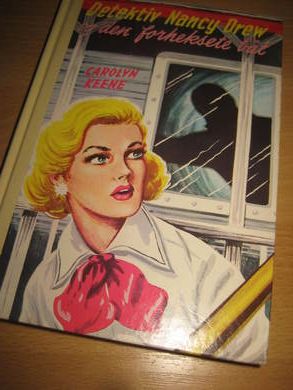 KEENE: Detektiv Nancy Drew og den forheksede båt Bok nr 35