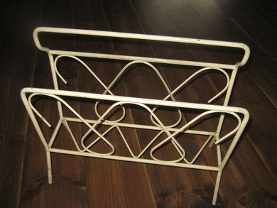 Smijern aviskorg 40-50 tallet Ca 48 cm stor 44 cm høg