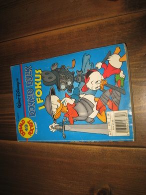 1998 nr 049 DONALD DUCK I FOKUS