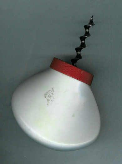 Pen korkåpner med plasthandtak 70 tallet