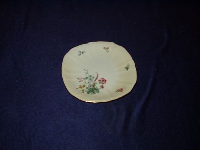 Rørstrand tallerken med rosedekorasjon