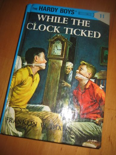 DIXON: WHILE THE CLOCK TICKED Bok nr 11 1962