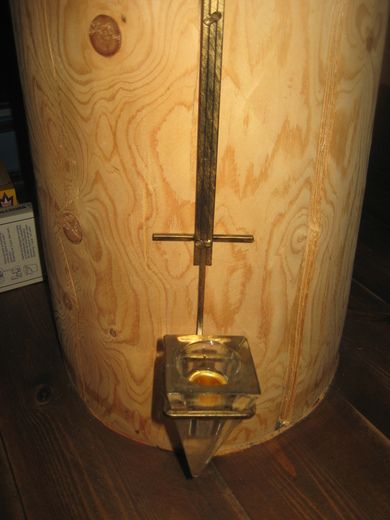 Smijerns lysestake ca 38 cm høg For vegg