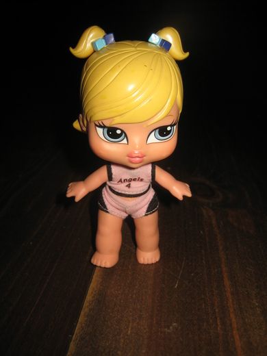 BRATZ dokke fra 2004 ca 12 cm høg
