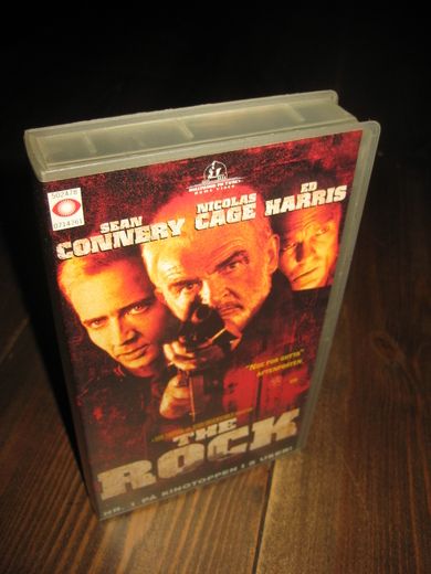 THE ROCK 1996 130 MIN 18 ÅR