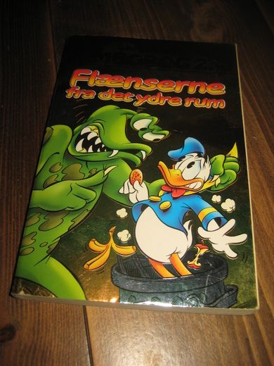 2000,nr 230, Flænserne fra det ydre rum. 