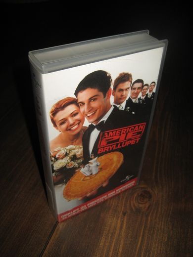 AMERICAN PIE BRULLUPET 2003 99 MIN 11 ÅR