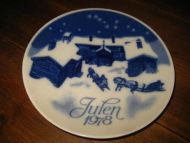 1978 Porsgrunn juleplatte Ca 17 5 cm i diameter meget pen