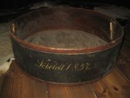 Gammel flatbrødkorg fra 1857 merka Anne Sofia Jensdotter Søholt