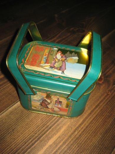 Engelsk boks ca 13*9 cm stor 10 cm høg