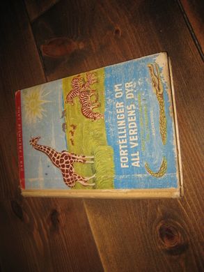 VASSHUS: FORTELLINGER OM ALL VERDENS DYR. 1957.