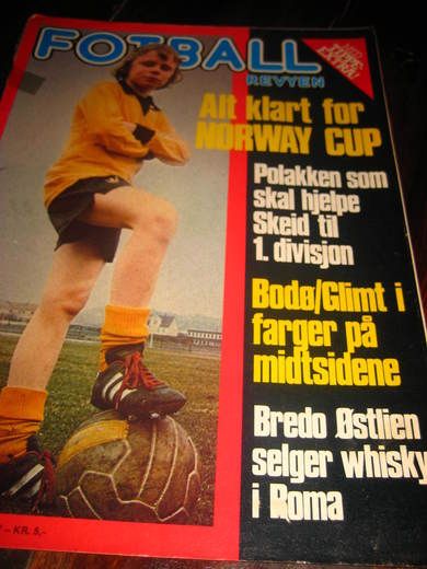 FOTBALLREVYEN 1977 nr 029