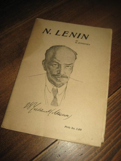 ZINOVIEV: N. LENIN. 1920.