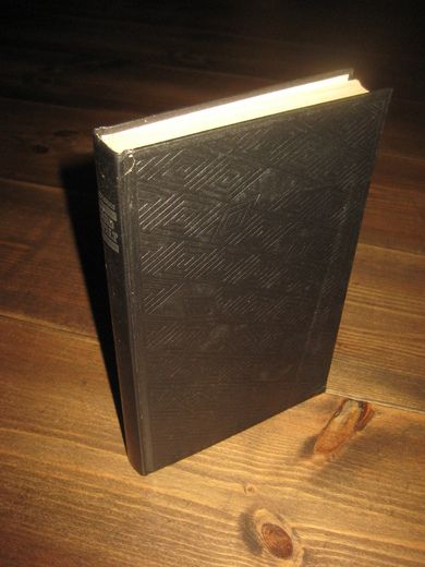 Halvorsen: Hard asfalt. 1985.