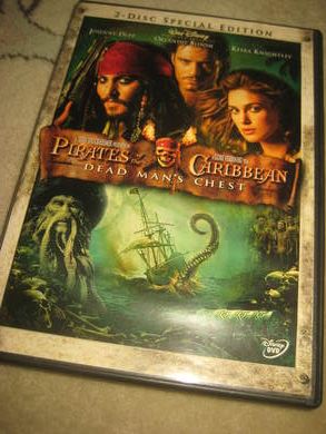 PIRATES OF THE CARIBIEN