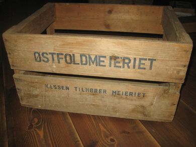 Trekasse fra 50-60 tallet ØSTFOLDMEIERIET