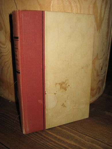 SVENDSEN, KARL: BAK HØIE FJELL. 1937.