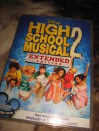 HIGH SCHOOL MUSIKAL 2 2007 104 MIN