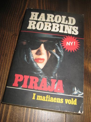 ROBBINS: PIRAJA I mafiaens vold