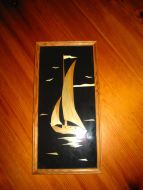 Pent handarbeid bilde i glass og ramme 15*31 cm stort 70 tallet