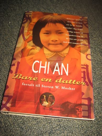 Mosher: CHI AN. Bare en datter. 1996. 