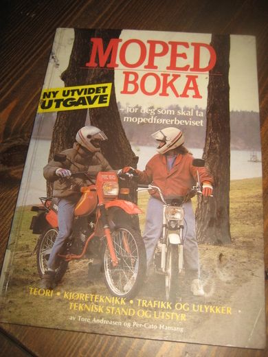 Hamang: MOPED BOKA 1991