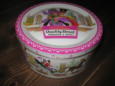 Pen blikkboks Mackintosh's Quality Street Chocolates & Toffees 70-80 tallet