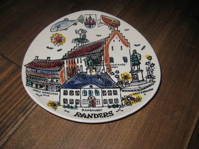 Handmala fat motiv fra RANDERS 70 tallet