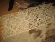 Pen hekla løper ca 63*26 cm stor