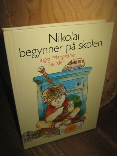Gaarder Nicolai begynner på skolen 1986