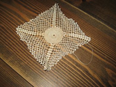 Brikke ca 10*10 cm stor