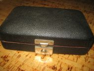 Pen eske fra legekontor i Bergen på 20-30 tallet esken er tom