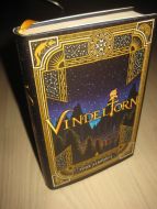 ALMHJELL, TONE: VINDELTORN. 2013.