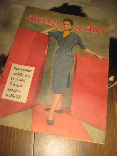 1952 nr 021 Kvinner og Klær