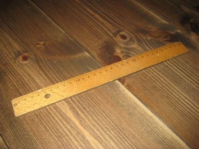 Eldre linjal 30 cm lang